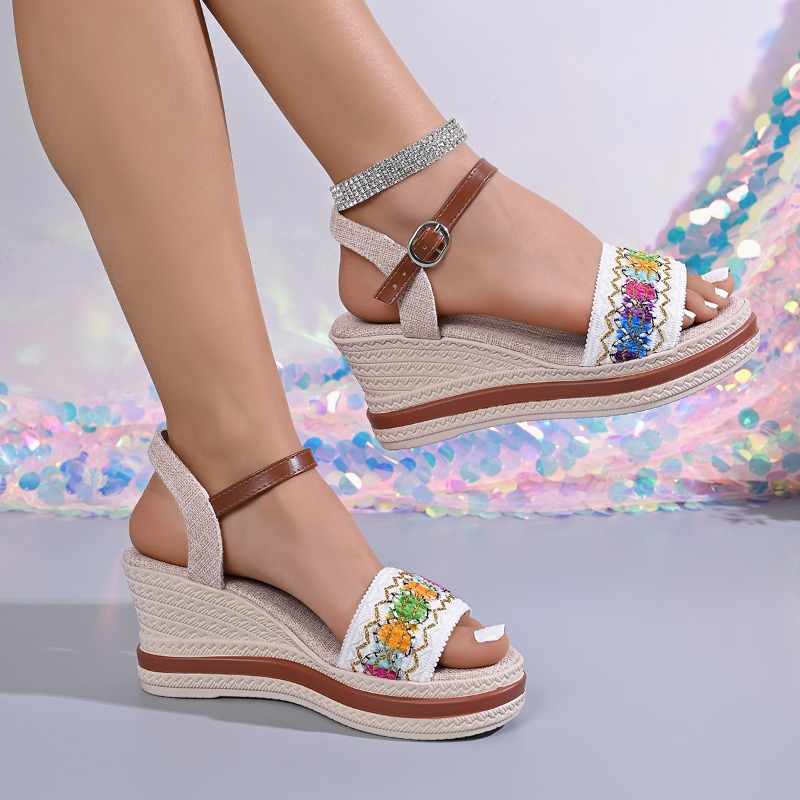 Mules à talons tressées style  - Vintage Fashion Style avis et prix