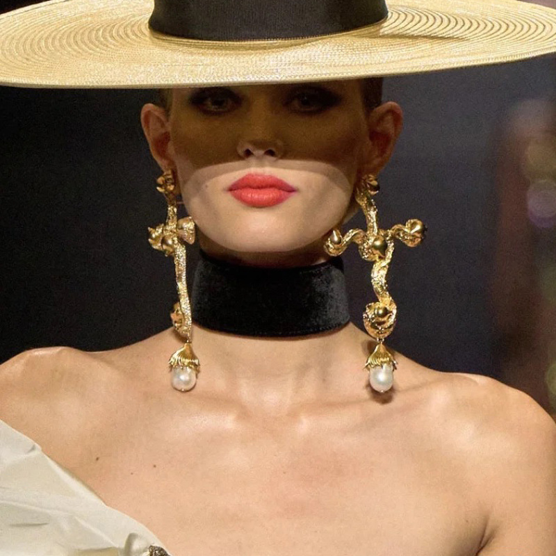Boucles d'oreilles pendantes e - Vintage Fashion Jewelry Brands avis et prix
