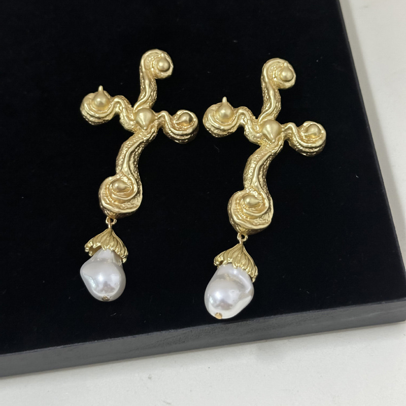 Boucles d'oreilles pendantes e - Vintage Fashion Jewelry Brands avis et prix