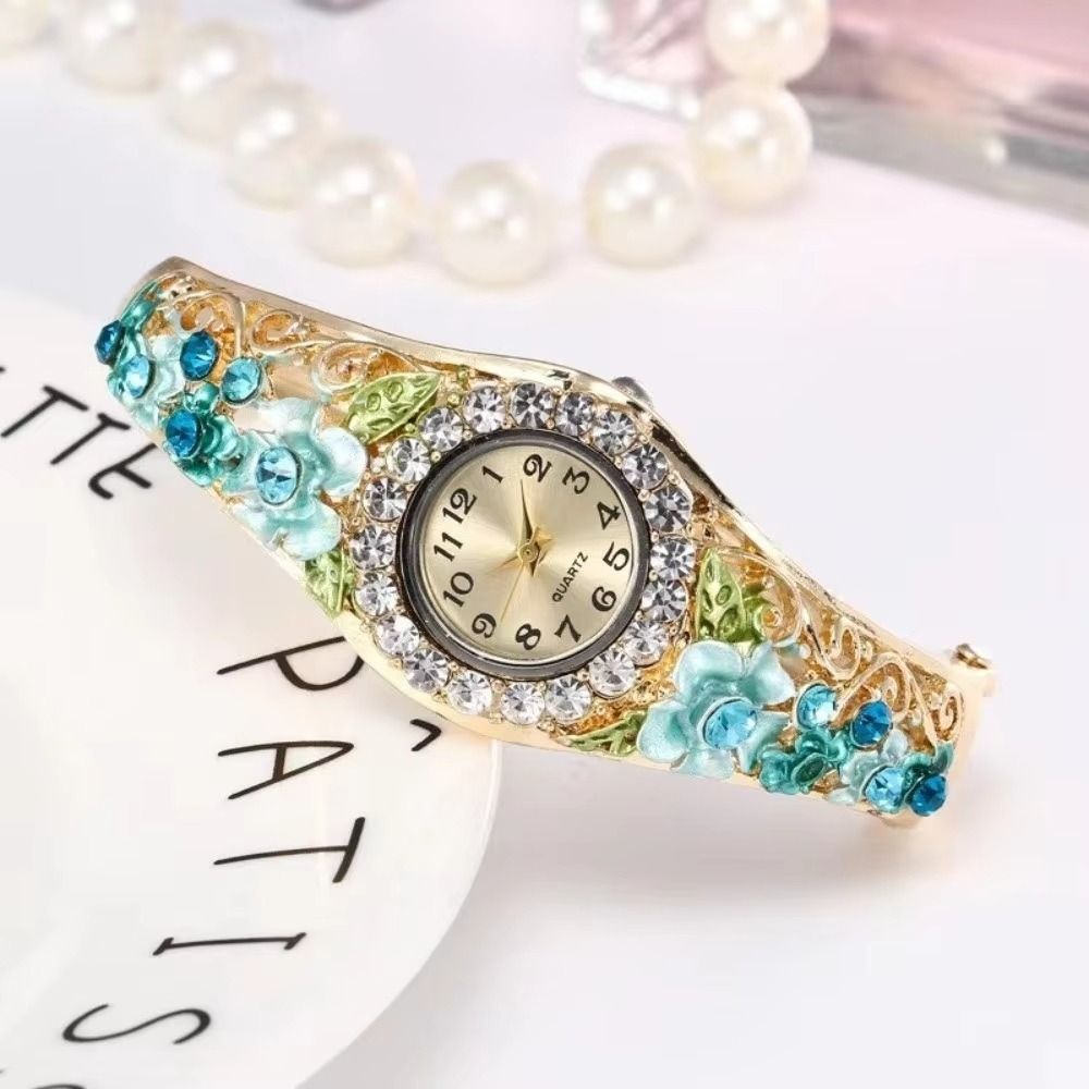Montre vintage riche en fleurs - Vintage Fashion Week avis et prix