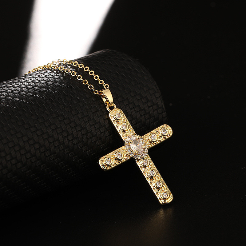 Zunderes-Collier pendentif cro - Vintage Fashion Newtown avis et prix