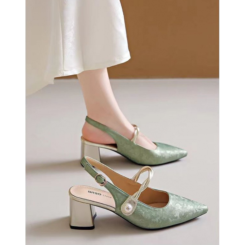 Sandales élégantes à talon car - Vintage Fashion Dresses avis et prix
