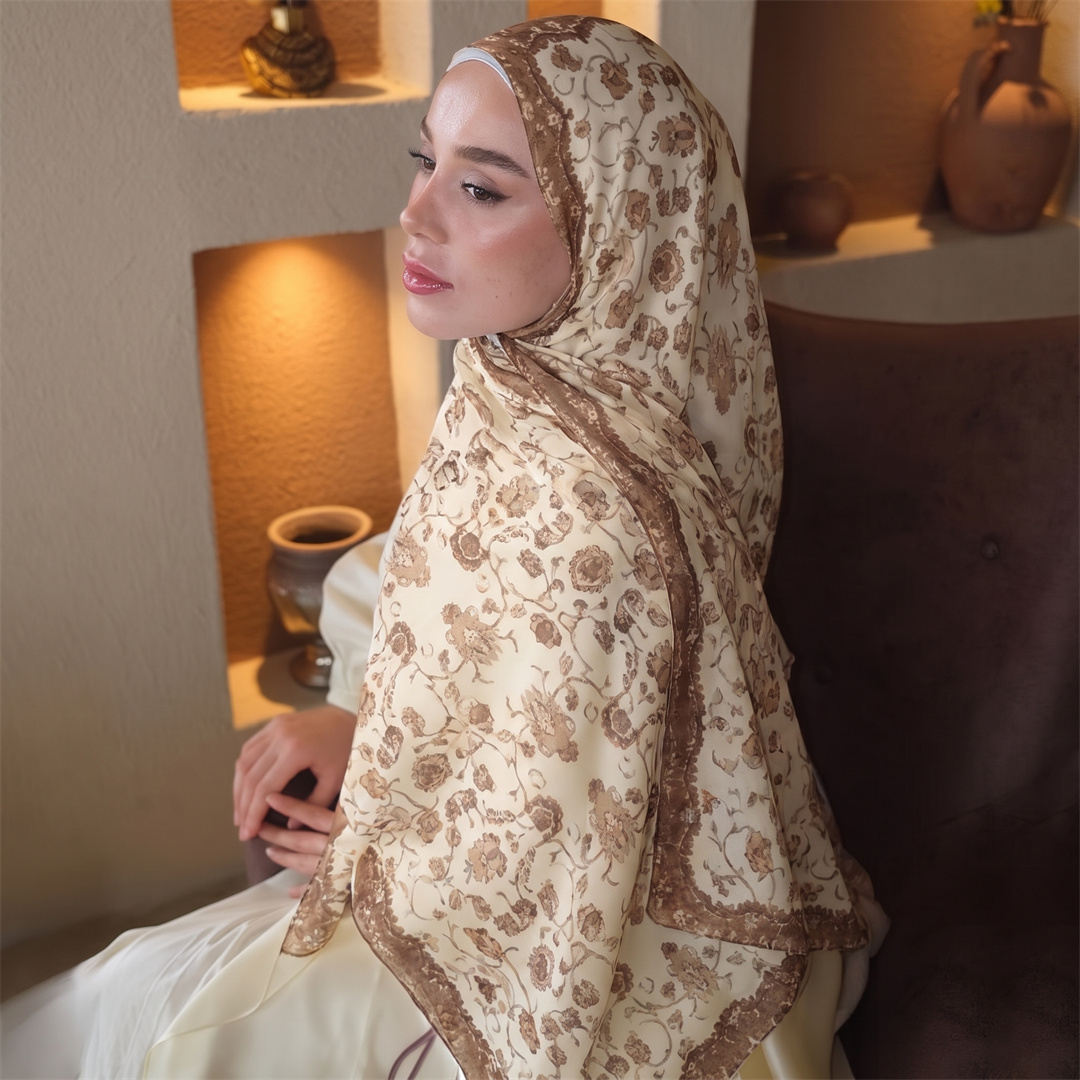Hijab à imprimé floral vintage - Vintage Women Fashion avis et prix