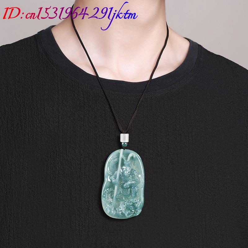 Collier pendentif Roi Singe en - Vintage Women Fashion avis et prix